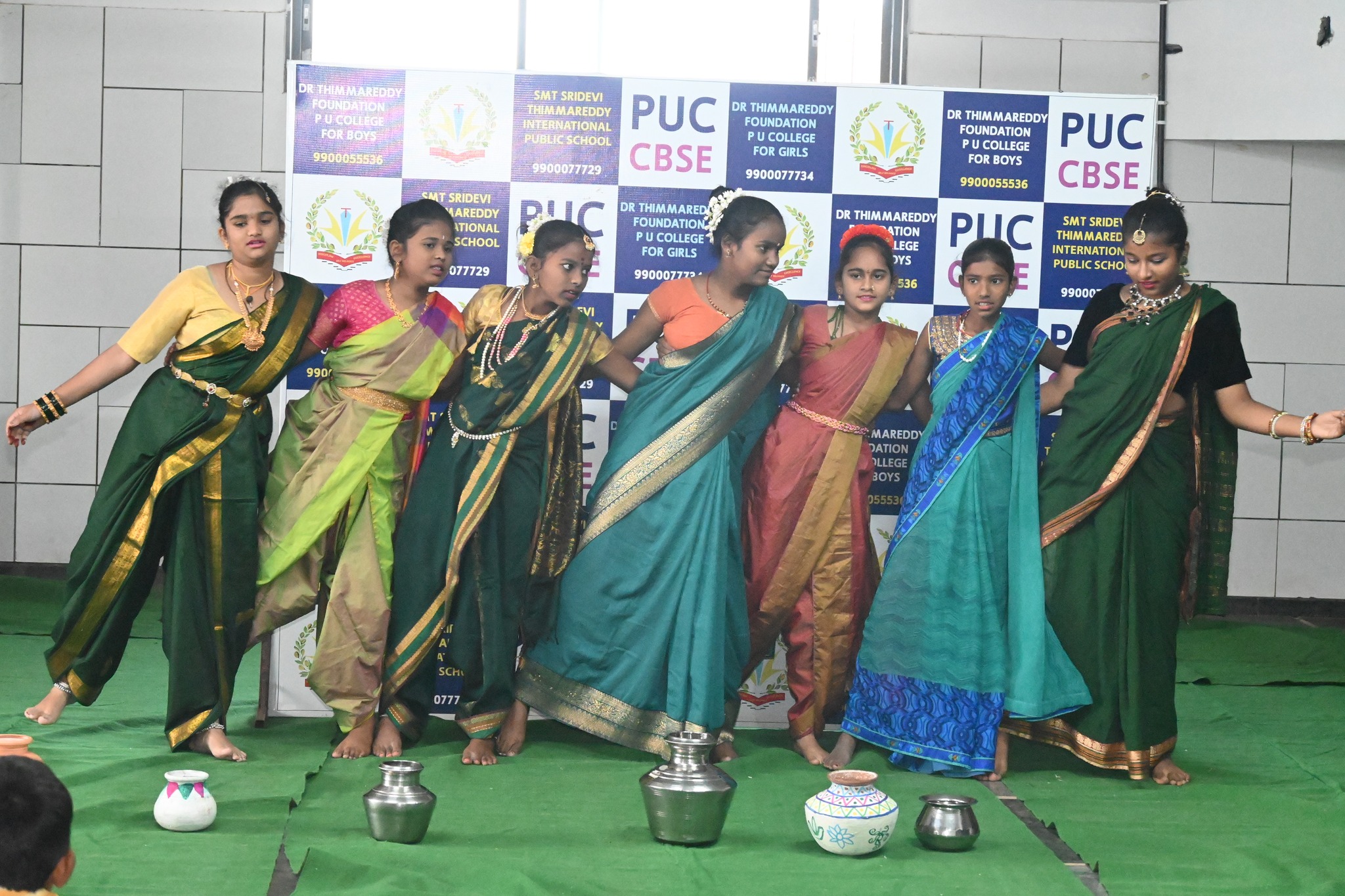 SCHOOL/COLLEGE IMAGE